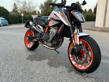 Ktm duke 890 R