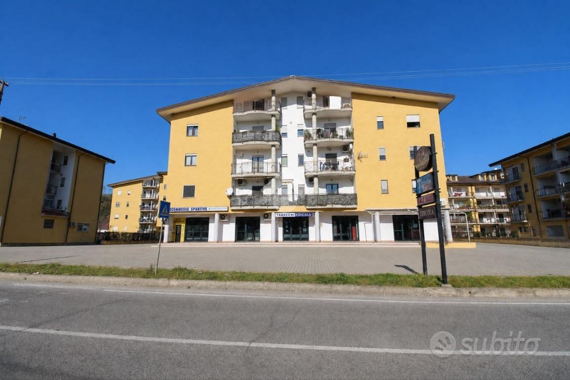 2 LOCALI A MONTALTO UFFUGO - Vista 3