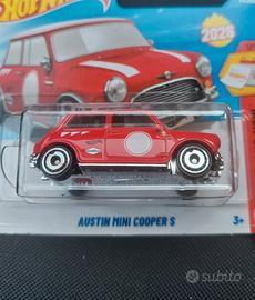 Hotwheels Austin Mini Cooper S  rossa 