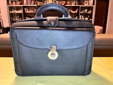 Borsa è ideale per i professionisti medici