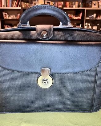 Borsa è ideale per i professionisti medici