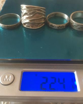 4 anelli argento 925 peso totale 22.41