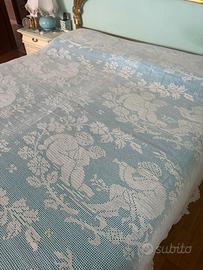 Copriletto bianco a due piazze