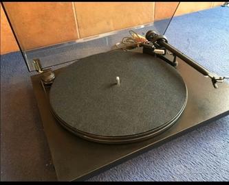 giradischi Pro ject 