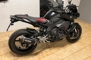 Yamaha mt 10 1000 160cv