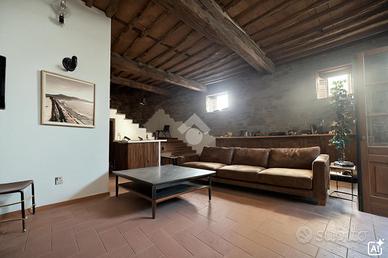 CASA SEMINDIPENDENTE A CAPANNORI