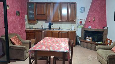 Porzione di casa indipendente a Paludi (CS)
