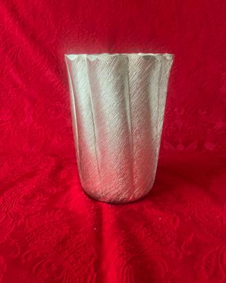 Vaso in alluminio vintage