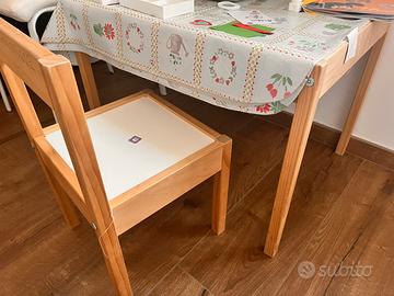Cucina Ikea bambina piu tavolino con 2 sedie