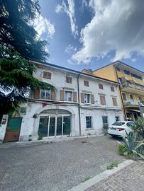 INTERO STABILE A SAGRADO D'ISONZO