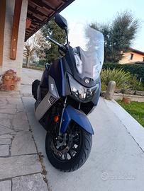 SYM MAXSYM 400 – 2021 – 1.400 KM – PARI AL NUOVO