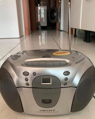 Stereo portatile lettore CD e cassette