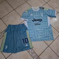 completo Juventus 