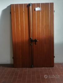 Balconi, scuri in legno pino americano 4 anni