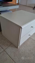 comodino bianco