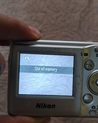 Nikon coolpix L10 