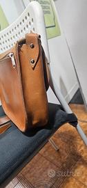 borsa di cuoio fatta a mano 