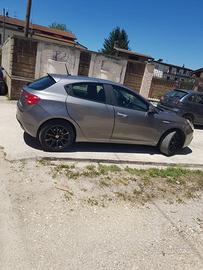 alfa romeo  giulietta