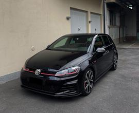 VOLKSWAGEN Golf 7ª serie - 2019