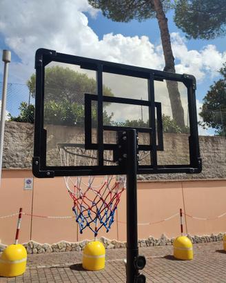 Canestro da basket portatile