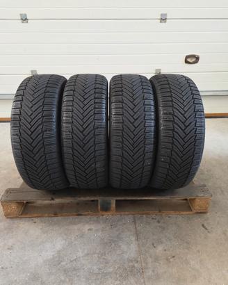4 gomme Michelin Alpine6 215 55 17 invernali.