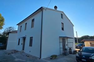 appartamento 1°piano con soffitta+4000mt. terreno 