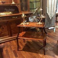 Au Gui L'An Neuf"-Tavolino "Parlante" "Majorelle