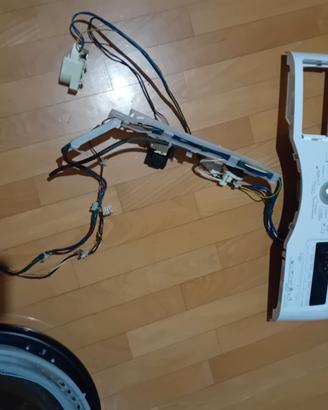 Ricambi lavatrice Whirlpool AWOE 8040