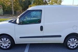furgone doblo maxi