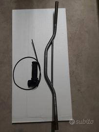 Manubrio e comando gas