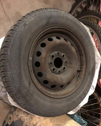 pneumatici  155/80/13+ cerchi  Fiat panda 2° serie