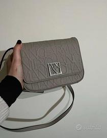 Pochette ARMANI