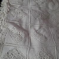 coperta  nuova ricamata