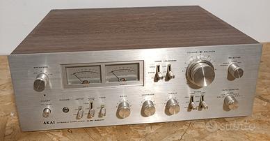 Hi-fi Akai Stereo Amplifier AM-2800 Vintage