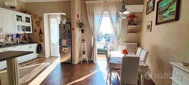 Splendido Palazzotto indipendente Centralissimo a