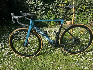 Focus Izalco 9.8