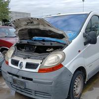 Ricambi usati furgone Renault Trafic anno 2002
