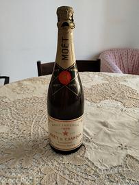 champagne Moet & Chandon Brut Imperial 1975