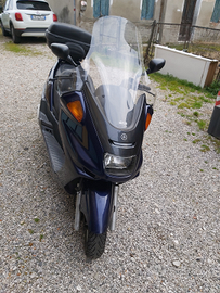 Yamaha majesty 250 cc