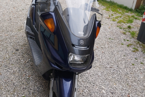 Yamaha majesty 250 cc