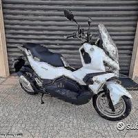SYM ADX 125 ABS TCS E5+ Bianco - PROMO