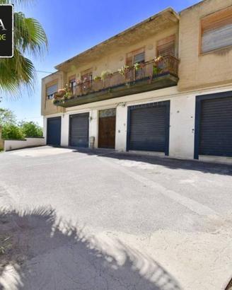 Immobile di 1250 m² con 4 locali a Canicattì