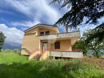 VILLA SINGOLA A ALBANELLA