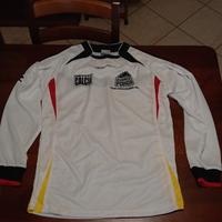 8 completi per calcetto 