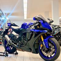 YAMAHA R1 2018 ORIGINALE FINANZIABILE
