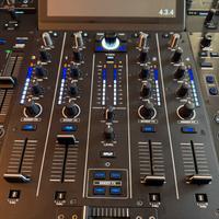 Denon Prime 4 + Case su misura completo