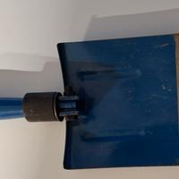 BADILE PIEGHEVOLE PER NEVE, AUTO, CAMPEGGIO