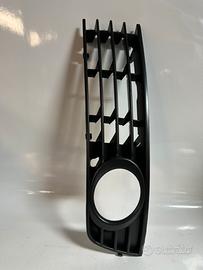 Griglia fendinebbia sinistro  audi A4