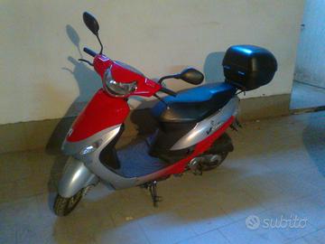 SCOOTER Peugeot V-Clik 50cc