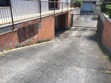 AUTORIMESSA A TIVOLI